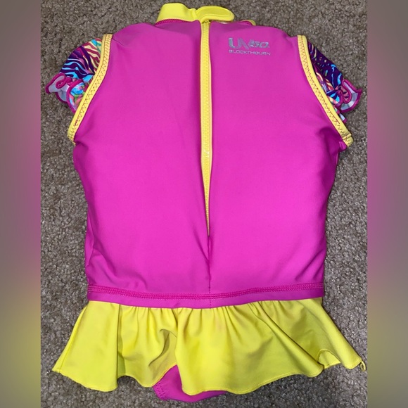 Speedo Swimsuit/Life Jacket - Picture 3 of 4